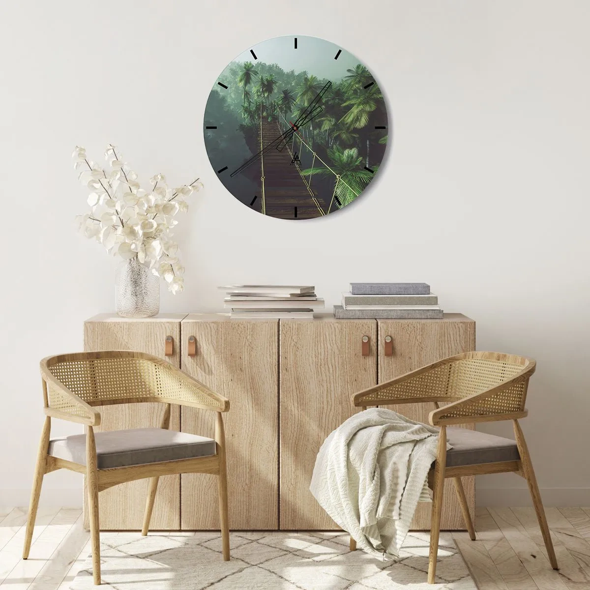 Reloj de pared - Reloj de vidrio - Un puente colgante en un bosque tropical rodeado de niebla. - 30x30cm - Sobre un mar de verde - Decoración de pared moderna para salón, cocina y dormitorio ARTTOR