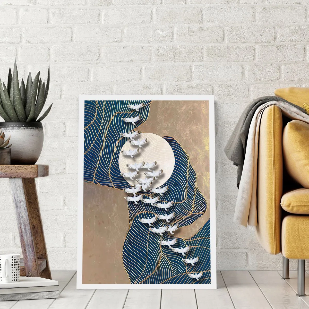 Póster - Composición abstracta con pájaros y la luna en tonos dorados. - 50x70cm - Libertad en bandada comunidad - Decoración de pared moderna para salón y dormitorio ARTTOR