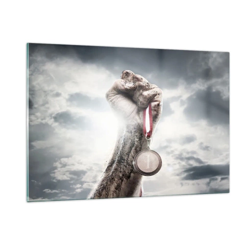 Cuadro sobre vidrio - Impresiones sobre Vidrio - Una mano sosteniendo una medalla sobre un fondo de nubes. - 120x80cm - Per aspera ad astra - Decoración de pared moderna para salón y dormitorio ARTTOR