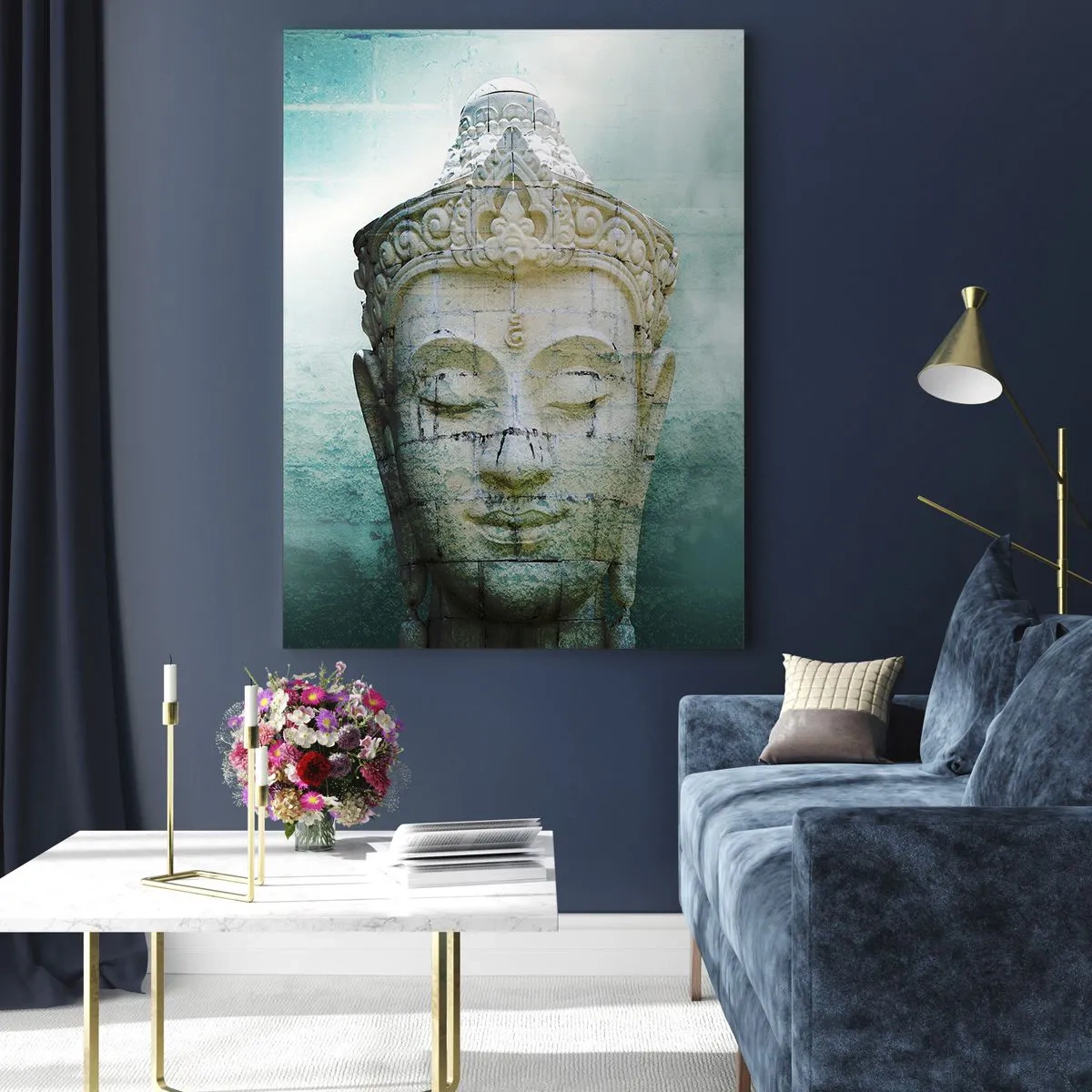 Cuadro sobre vidrio - Impresiones sobre Vidrio - Estatua de Buda con una suave niebla sobre un fondo verde. - 70x100cm - Buscando la luz - Decoración de pared moderna para salón y dormitorio ARTTOR