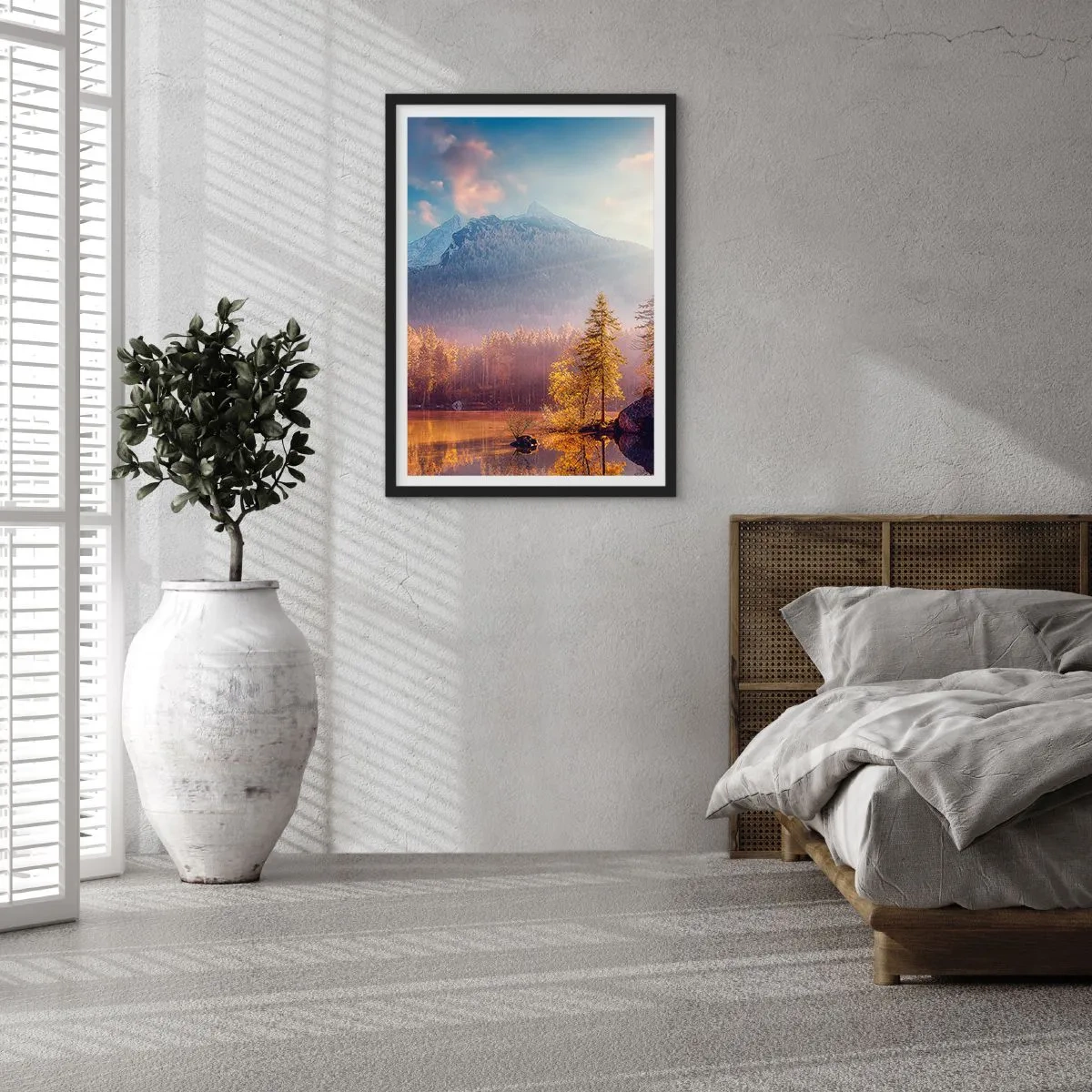 Póster en marco negro - Paisaje otoñal de montaña con reflejo en el lago - 50x70cm - Entre las montañas y los valles - Decoración de pared moderna para salón y dormitorio ARTTOR