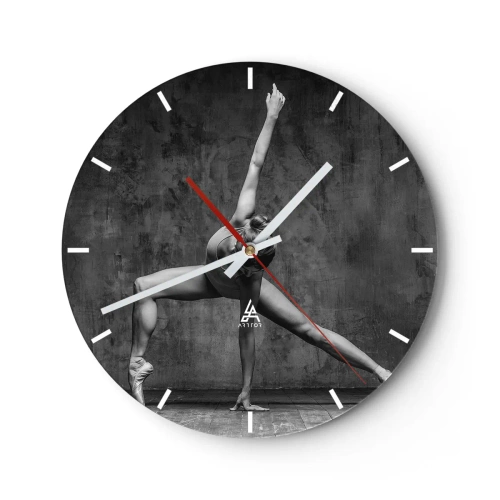 Reloj de pared - Reloj de vidrio - Una bailarina en pose dinámica con una pared industrial tosca como telón de fondo. - 30x30cm - Equilibrio perfecto - Decoración de pared moderna para salón, cocina y dormitorio ARTTOR