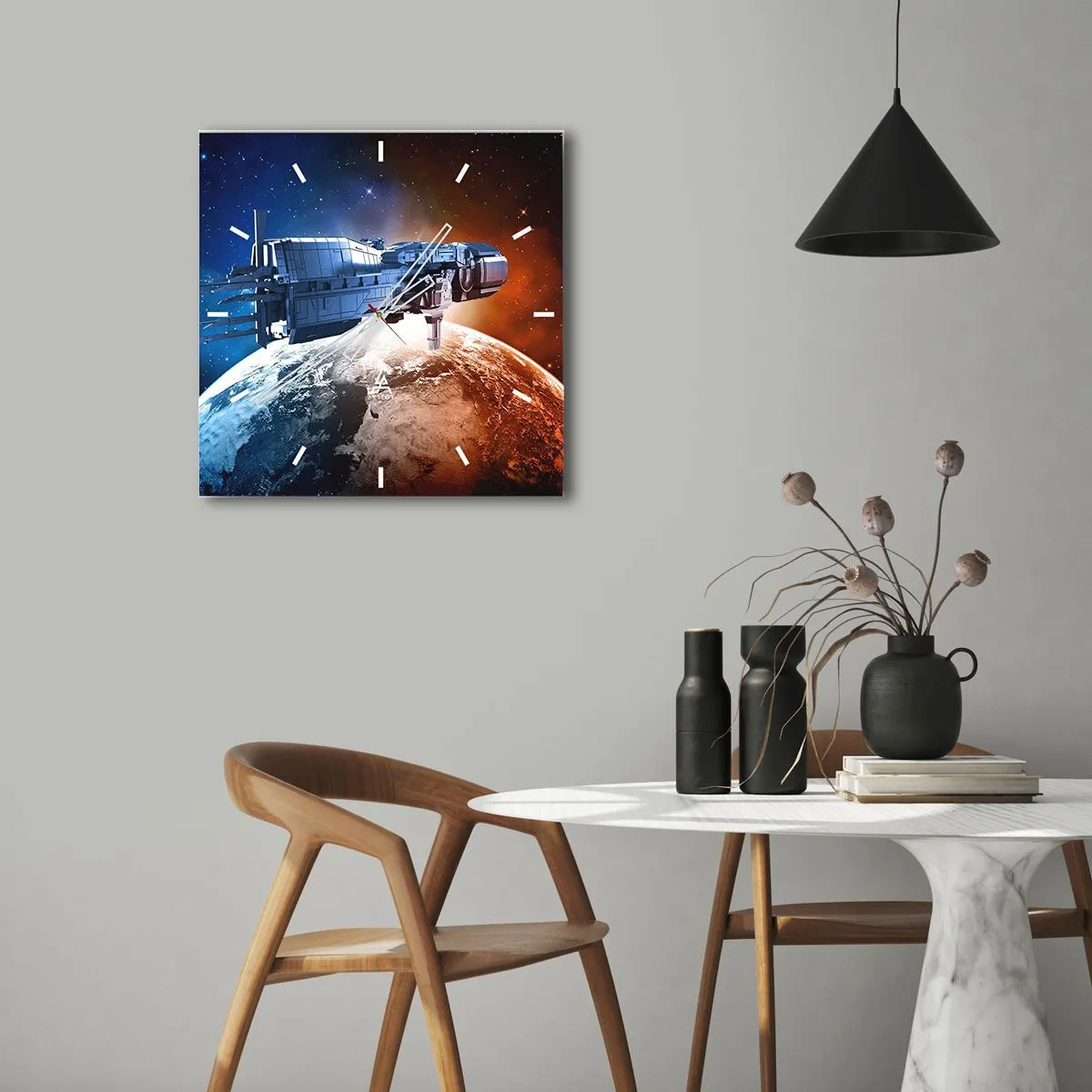 Reloj de pared - Reloj de vidrio - Una nave espacial con un planeta en el espacio como telón de fondo. - 30x30cm - Un observador atento - Decoración de pared moderna para salón y dormitorio ARTTOR