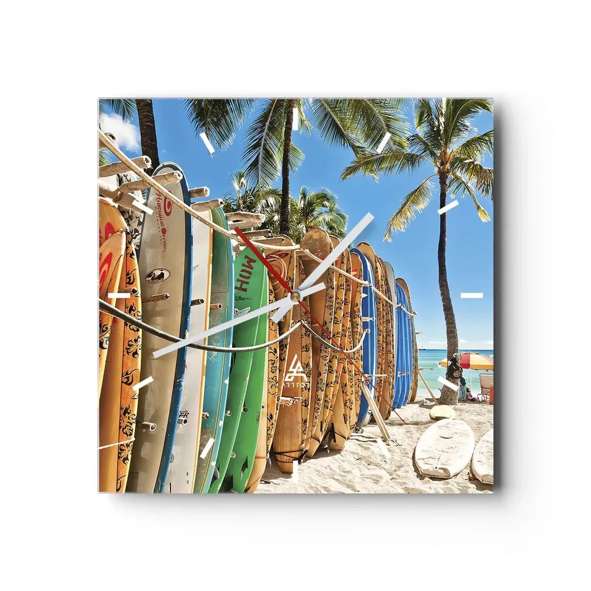 Reloj de pared - Reloj de vidrio - Tablas de surf en una playa con palmeras - 30x30cm - Diversión soleada - Decoración de pared moderna para salón y dormitorio ARTTOR