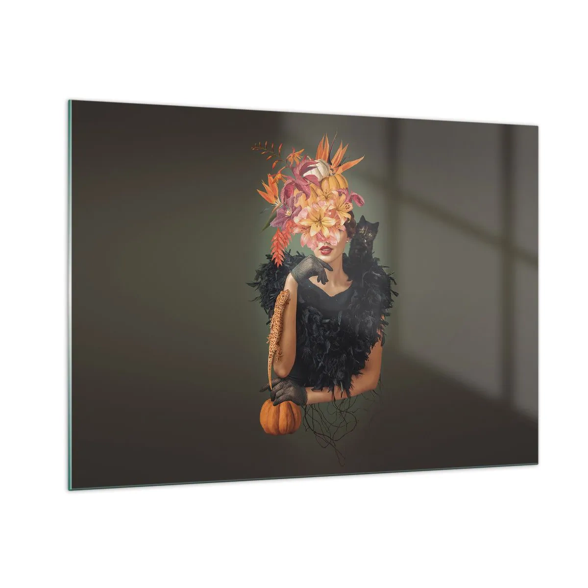 Cuadro sobre vidrio - Impresiones sobre Vidrio - Figura de una mujer de negro con una calabaza, un gato y un arreglo floral. - 100x70cm - Hechizo de bruja - Decoración de pared moderna para salón y dormitorio ARTTOR