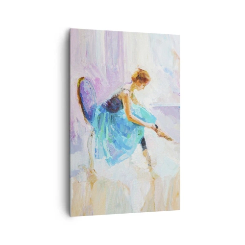 Cuadro sobre lienzo - Impresión de Imagen - Una bailarina preparándose para bailar en tonos pastel. - 80x120cm - Gracia indescriptible, encanto sutil - Decoración de pared moderna para salón y dormitorio ARTTOR