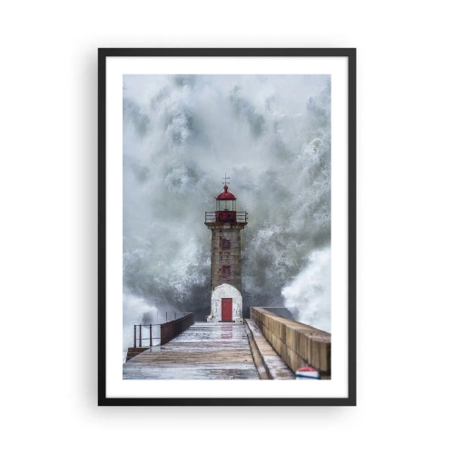Póster en marco negro - Un faro rodeado de poderosas olas durante una tormenta. - 50x70cm - El rugido de las aguas, la fuerza del viento - Decoración de pared moderna para salón y dormitorio ARTTOR