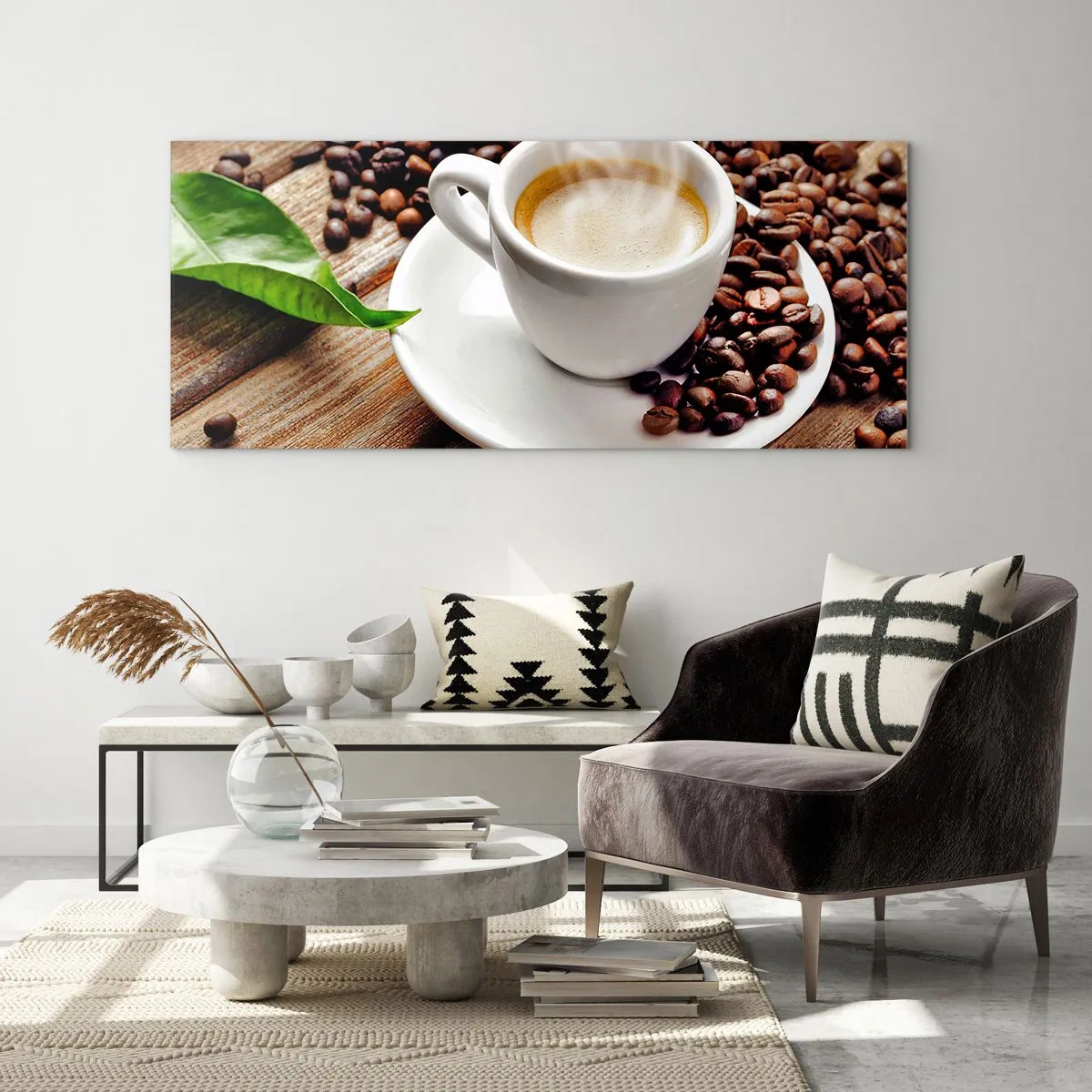 Cuadro sobre vidrio - Impresiones sobre Vidrio - Una taza de café aromático sobre un fondo de granos y una hoja. - 120x50cm - Café en el banco - Decoración de pared moderna para salón y dormitorio ARTTOR