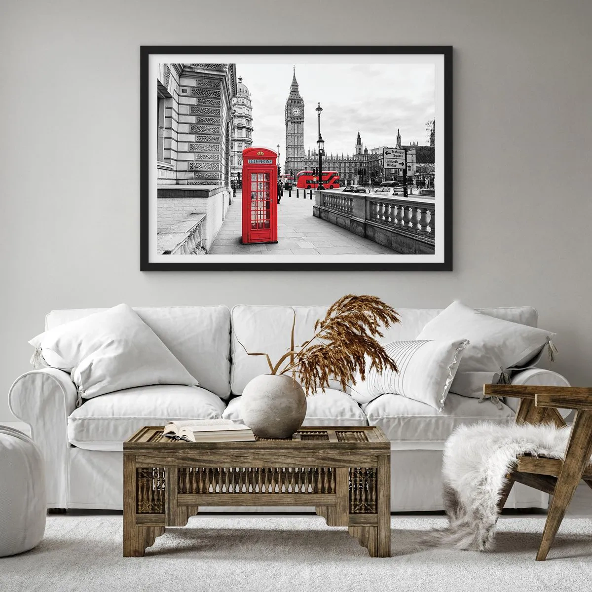 Póster en marco negro - Una cabina telefónica roja con el Big Ben al fondo en Londres - 70x50cm - Sin duda, Londres - Decoración de pared moderna para salón y dormitorio ARTTOR