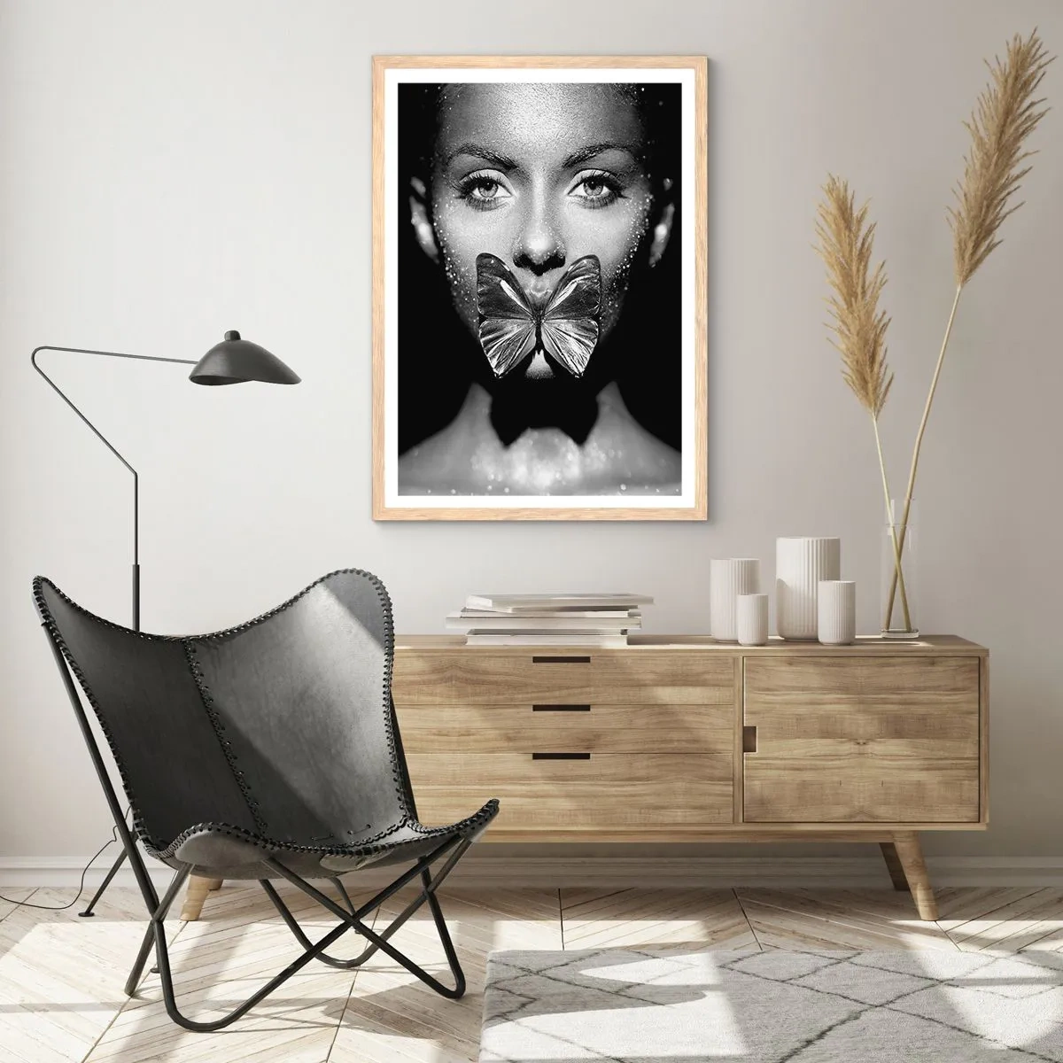 Póster en marco roble claro - Beso de mariposa - 70x100 cm