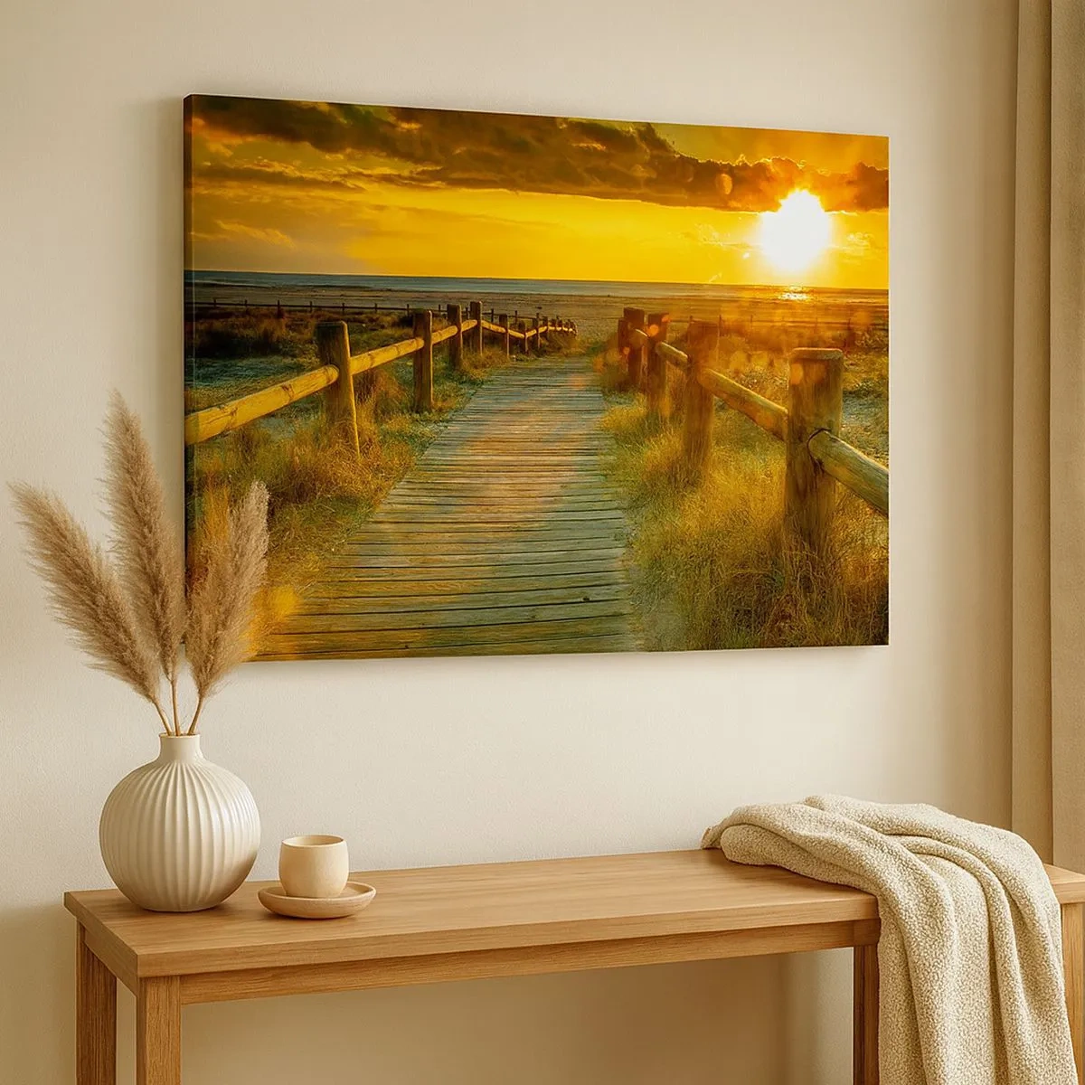Cuadro sobre lienzo - Impresión de Imagen - Un camino de madera que conduce a la playa bajo el resplandor del sol poniente. - 70x50cm - Bañado en oro viejo - Decoración de pared moderna para salón y dormitorio ARTTOR
