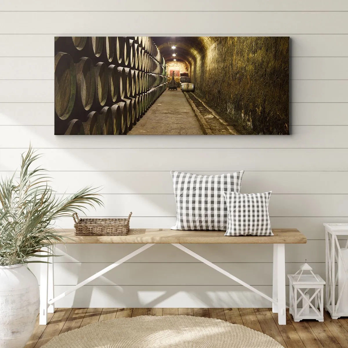 Cuadro sobre lienzo - Impresión de Imagen - Una bodega con barriles de vino de madera dispuestos en filas. - 140x50cm - El placer  - Decoración de pared moderna para salón y dormitorio ARTTOR