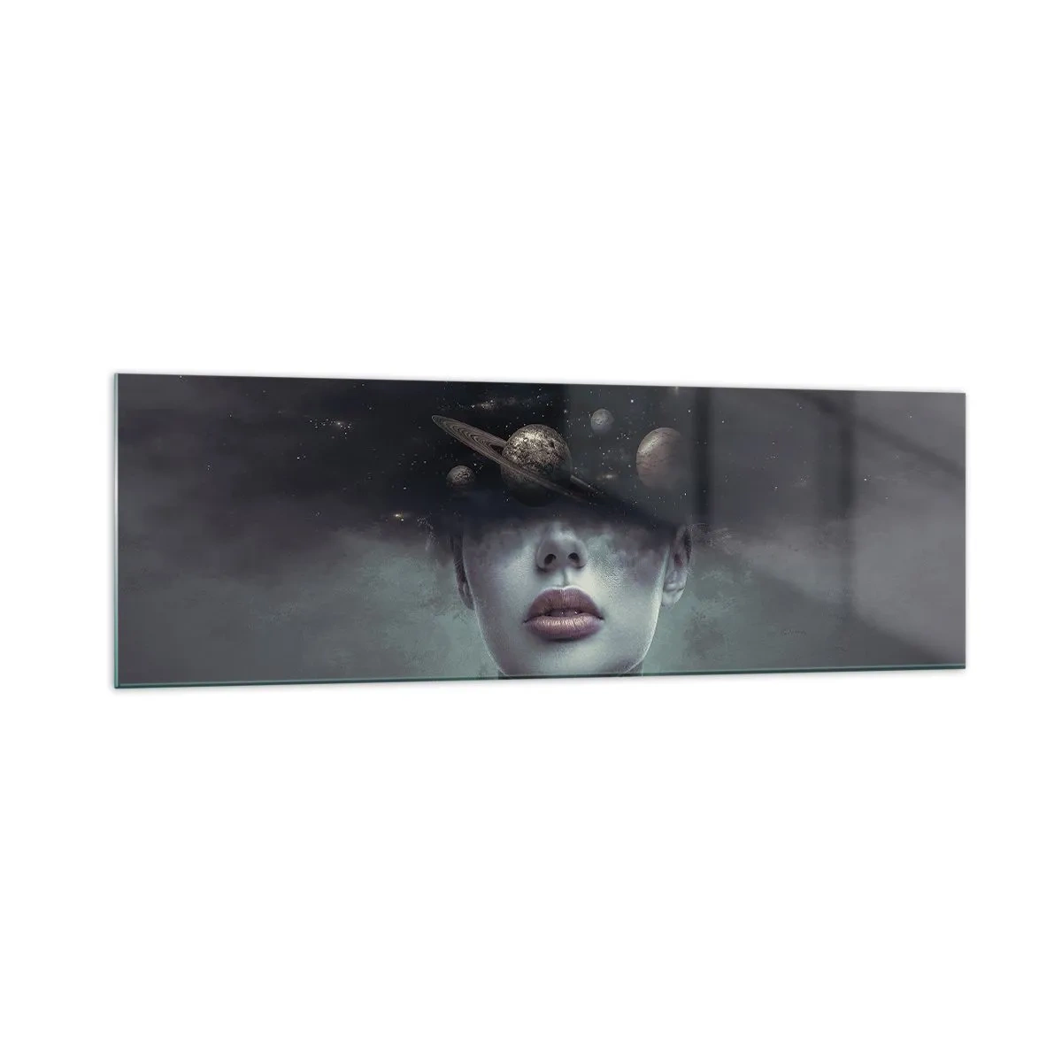 Cuadro sobre vidrio - Impresiones sobre Vidrio - Un rostro de mujer con un motivo de planeta y espacio en el fondo. - 160x50cm - Y los planetas sienten... - Decoración de pared moderna para salón y dormitorio ARTTOR