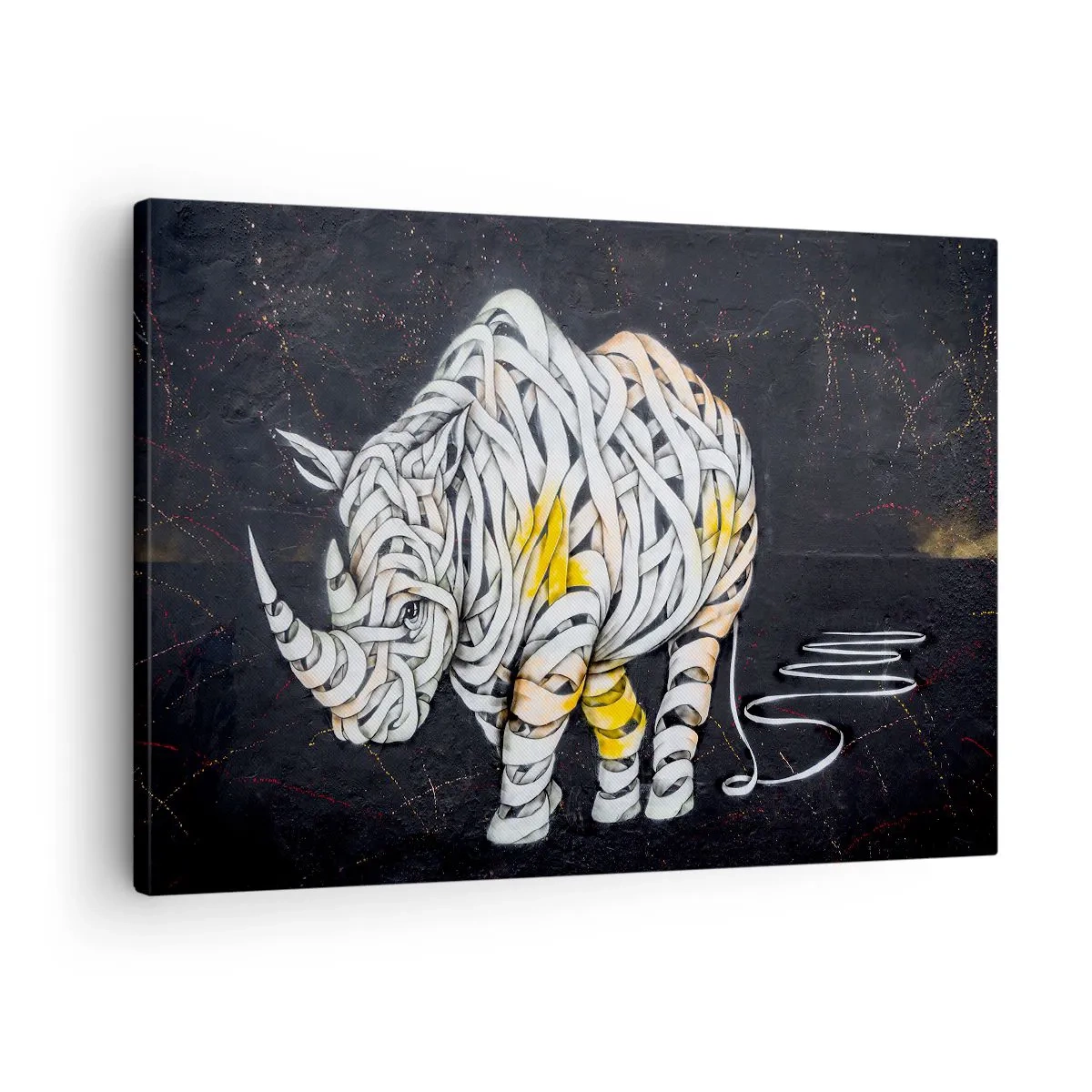 Cuadro sobre lienzo - Impresión de Imagen - Un rinoceronte tallado con rayas abstractas sobre un fondo oscuro. - 70x50cm - El mito de la momia rinoceronte - Decoración de pared moderna para salón y dormitorio ARTTOR