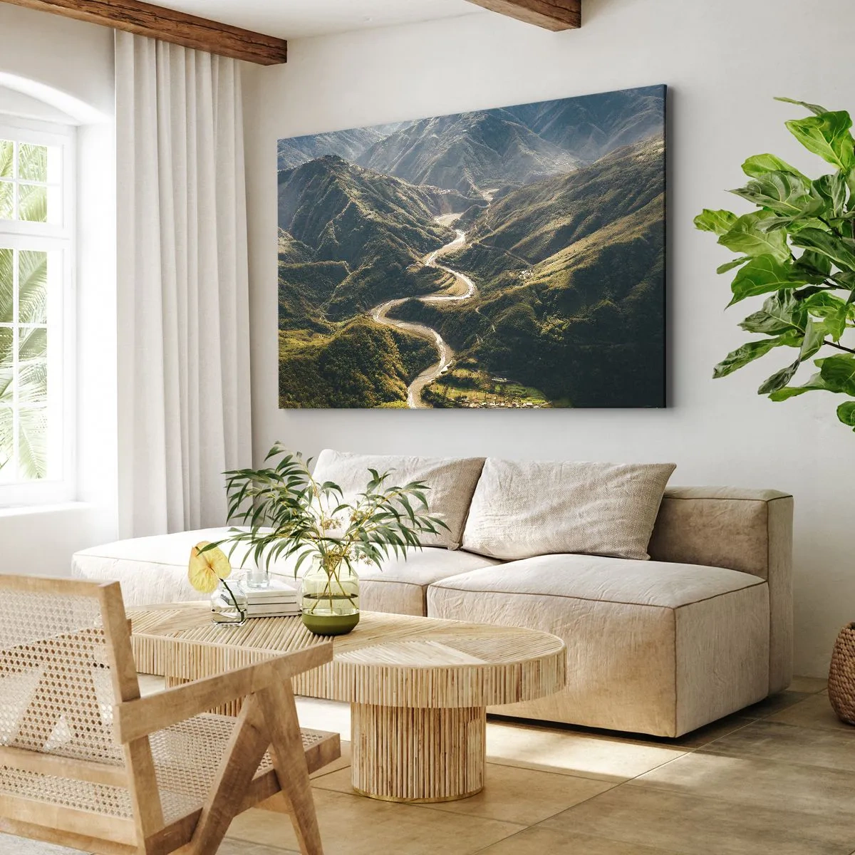 Cuadro sobre lienzo - Impresión de Imagen - Un paisaje de montaña con un camino sinuoso entre colinas verdes. - 70x50cm - Directamente desde el corazón de las montañas - Decoración de pared moderna para salón y dormitorio ARTTOR