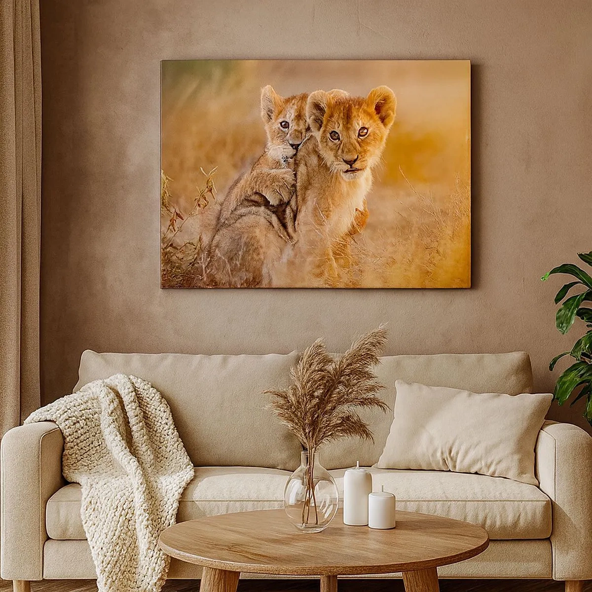 Cuadro sobre lienzo - Impresión de Imagen - Adorables cachorros de león en su entorno natural. - 70x50cm - ¡No molestar! Nos estamos divirtiendo - Decoración de pared moderna para salón y dormitorio ARTTOR