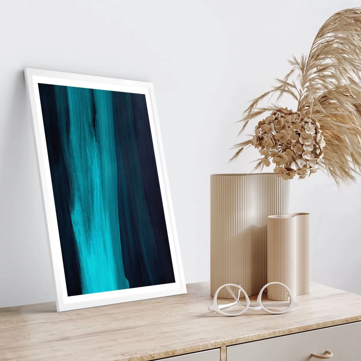 Póster en marco blanco - Nadar con la corriente - 70x100 cm