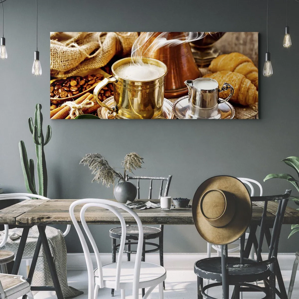 Cuadro sobre lienzo - Impresión de Imagen - Una taza de café dorada rodeada de granos, jarras y croissants. - 140x50cm - Que tengas un buen día - Decoración de pared moderna para salón y dormitorio ARTTOR