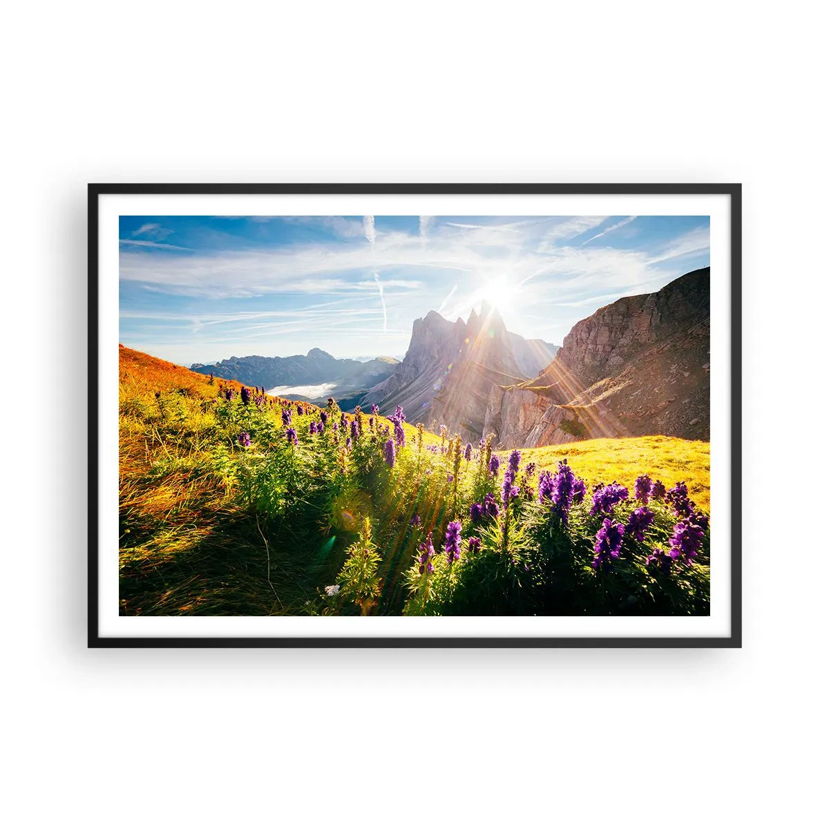 Póster en marco negro - Paisaje de montaña con flores a la luz del sol naciente. - 100x70cm - La vida secreta de las hierbas - Decoración de pared moderna para salón y dormitorio ARTTOR