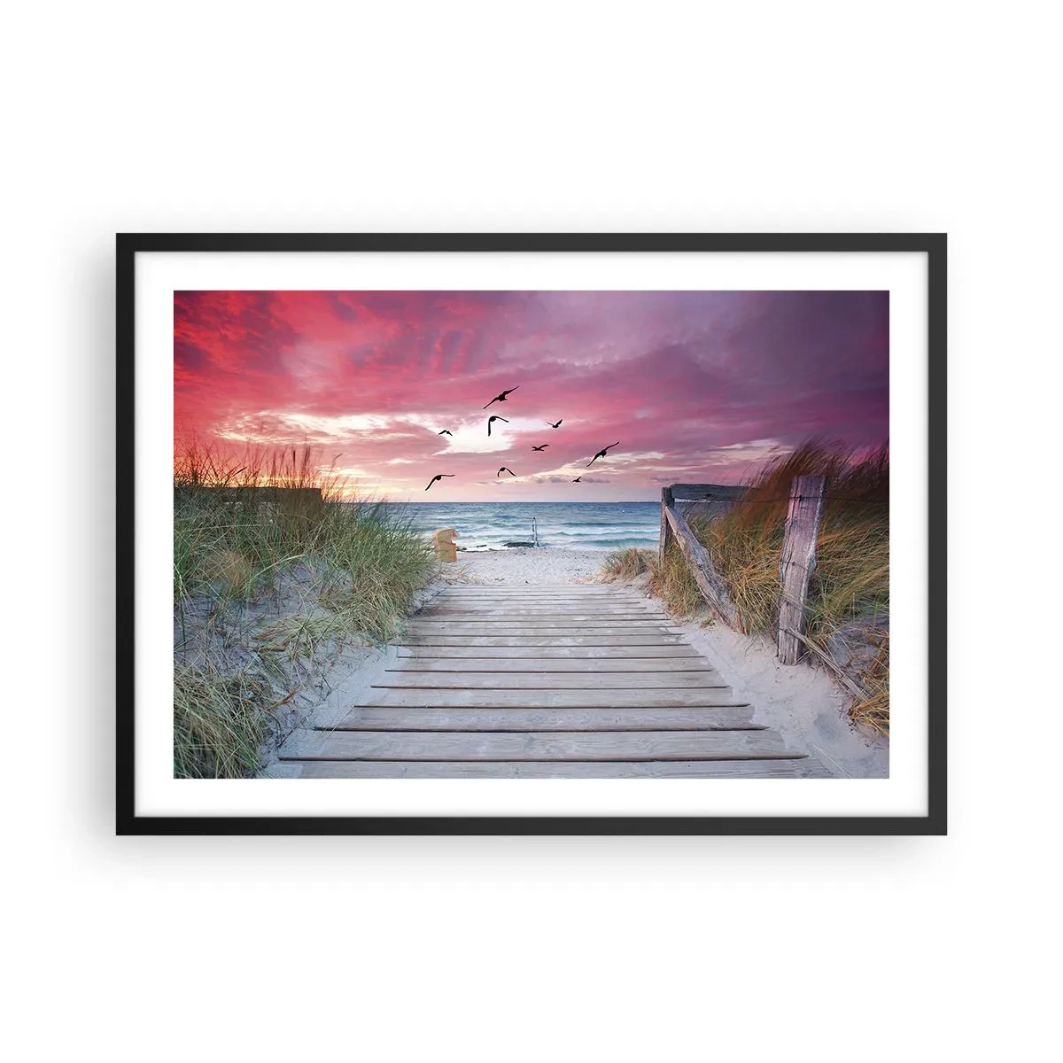 Póster en marco negro - Camino de madera en la playa al atardecer rosa - 70x50cm - Impresión del Báltico - Decoración de pared moderna para salón y dormitorio ARTTOR