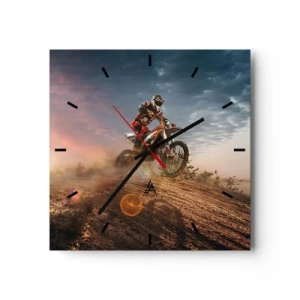 Reloj de pared - Reloj de vidrio - Motociclista en las dunas al atardecer - 30x30cm - A por la victoria - Decoración de pared moderna para salón y dormitorio ARTTOR