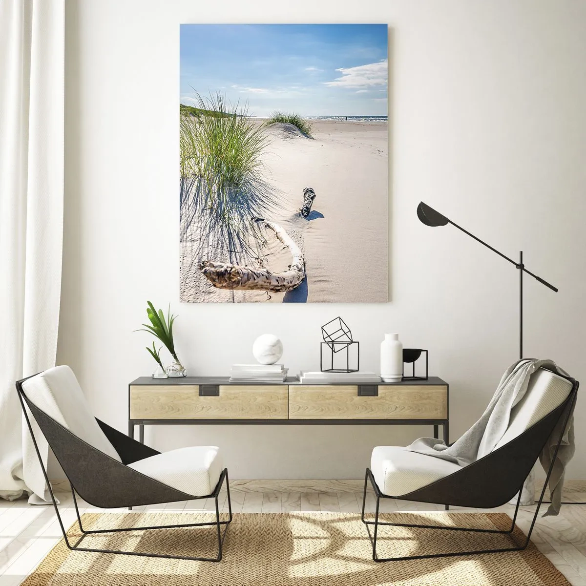 Cuadro sobre vidrio - Impresiones sobre Vidrio - Una playa báltica con arena, césped y un cielo azul tranquilo. - 80x120cm - ¿La más bella? Báltico - Decoración de pared moderna para salón y dormitorio ARTTOR