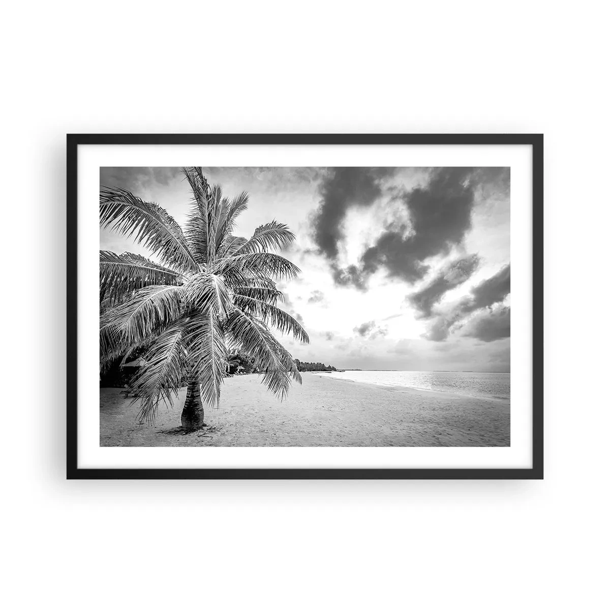 Póster en marco negro - Palmera en blanco y negro en una playa vacía con nubes - 70x50cm - Anhelo de soledad.... - Decoración de pared moderna para salón y dormitorio ARTTOR