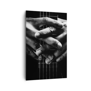Cuadro sobre lienzo - Impresión de Imagen - Manos unidas sobre una guitarra en un tono monocromático. - 80x120cm - La oración del artista - Decoración de pared moderna para salón y dormitorio ARTTOR