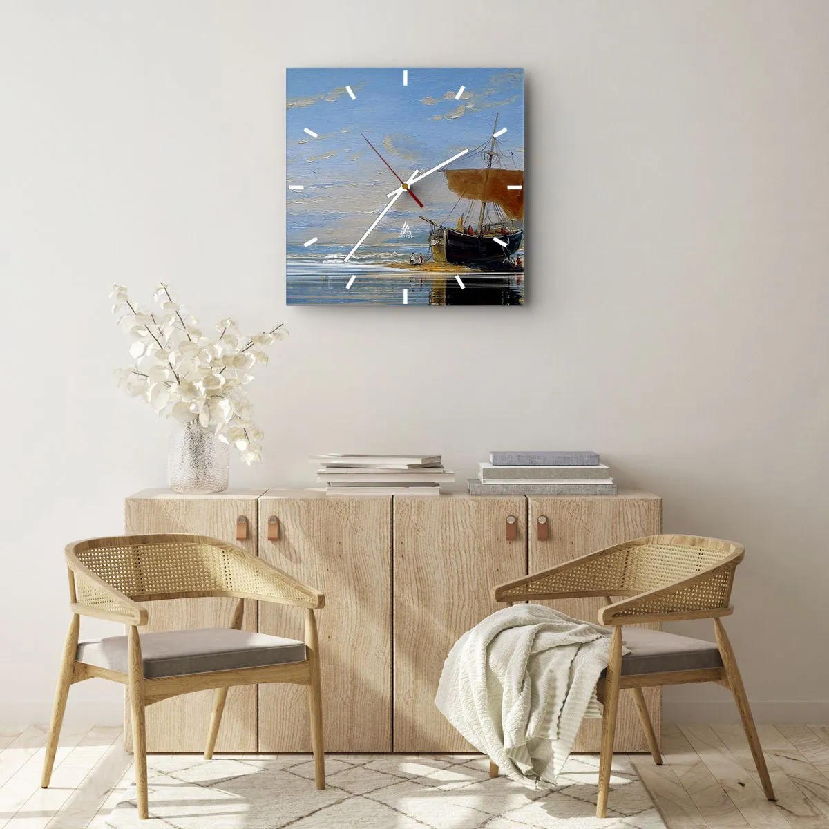 Reloj de pared - Reloj de vidrio - Un barco en la orilla del mar en un día soleado. - 30x30cm - Agua, tierra, aire - Decoración de pared moderna para salón y dormitorio ARTTOR