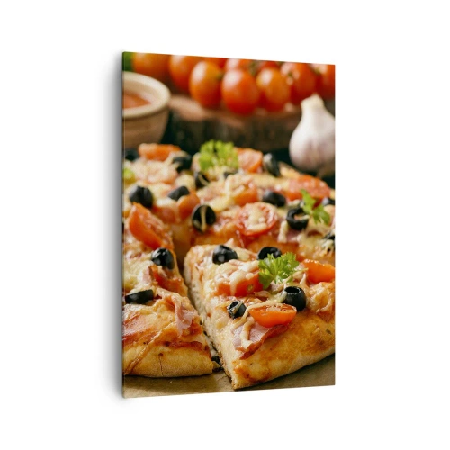 Cuadro sobre lienzo - Impresión de Imagen - Pizza con tomates, aceitunas y hierbas frescas en la mesa. - 70x100cm - Delicioso aroma - Decoración de pared moderna para salón y dormitorio ARTTOR