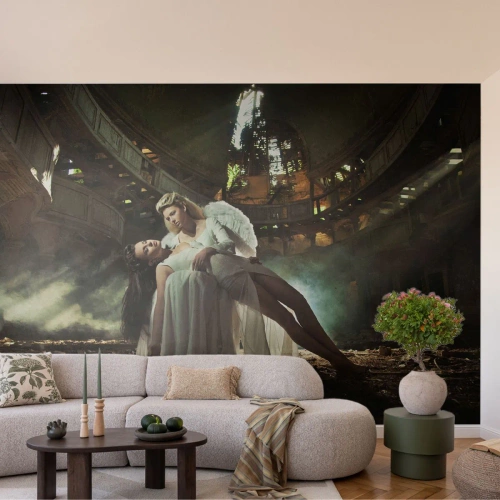 Fotomural Autadhesivo Deluxe Sticker - El espíritu del viejo teatro - Mujer, Ángel, Pedazo - 200x140 cm