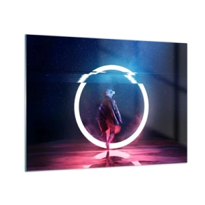 Cuadro sobre vidrio - Impresiones sobre Vidrio - Una figura en un entorno futurista con un anillo de neón. - 70x50cm - Entre mundos - Decoración de pared moderna para salón y dormitorio ARTTOR