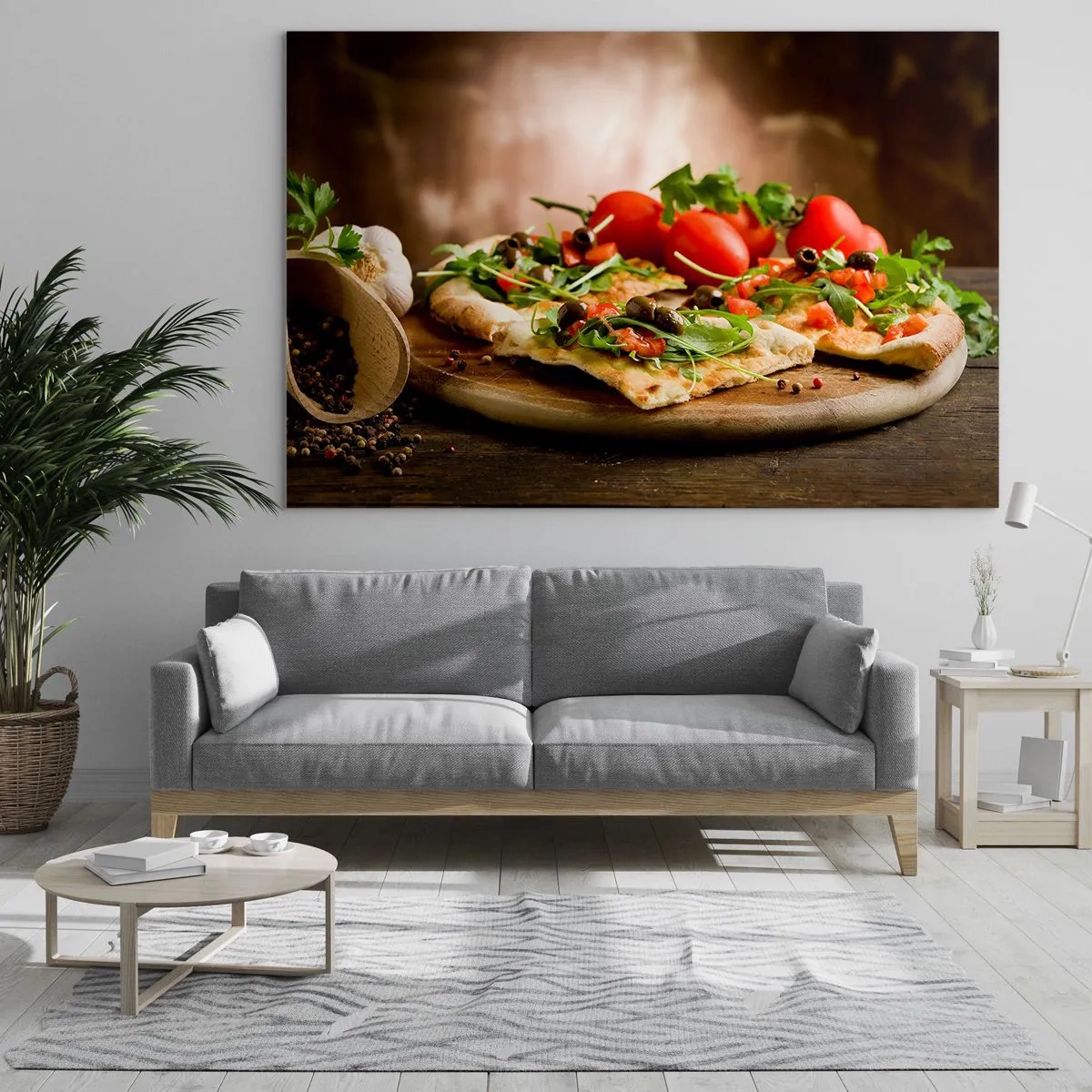 Cuadro sobre vidrio - Impresiones sobre Vidrio - Pizza sobre tabla de madera con rúcula y tomates - 70x50cm - Directamente del horno y del jardín - Decoración de pared moderna para salón y dormitorio ARTTOR