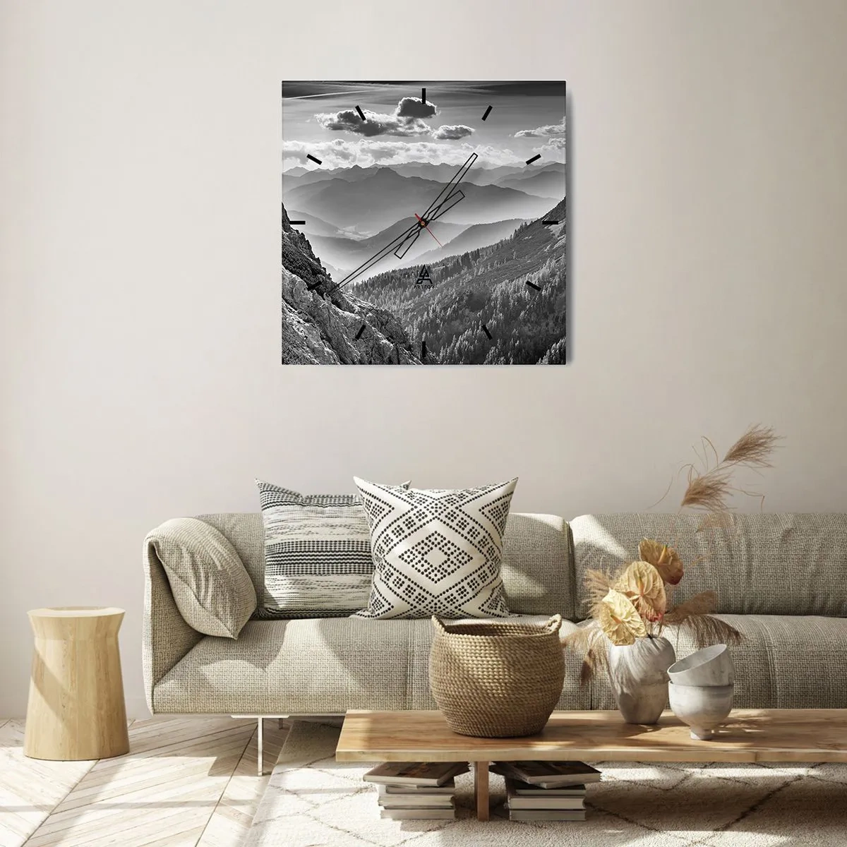 Reloj de pared - Reloj de vidrio - Paisaje de montaña en blanco y negro con nubes sobre los picos. - 30x30cm - Hasta el horizonte - Decoración de pared moderna para salón y dormitorio ARTTOR