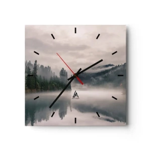 Reloj de pared - Reloj de vidrio - Un bosque brumoso reflejado en un lago tranquilo. - 30x30cm - En el ensueño, en la niebla - Decoración de pared moderna para salón y dormitorio ARTTOR