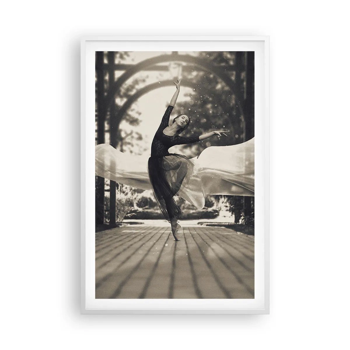 Póster en marco blanco - Danza del espíritu del jardín - 61x91 cm