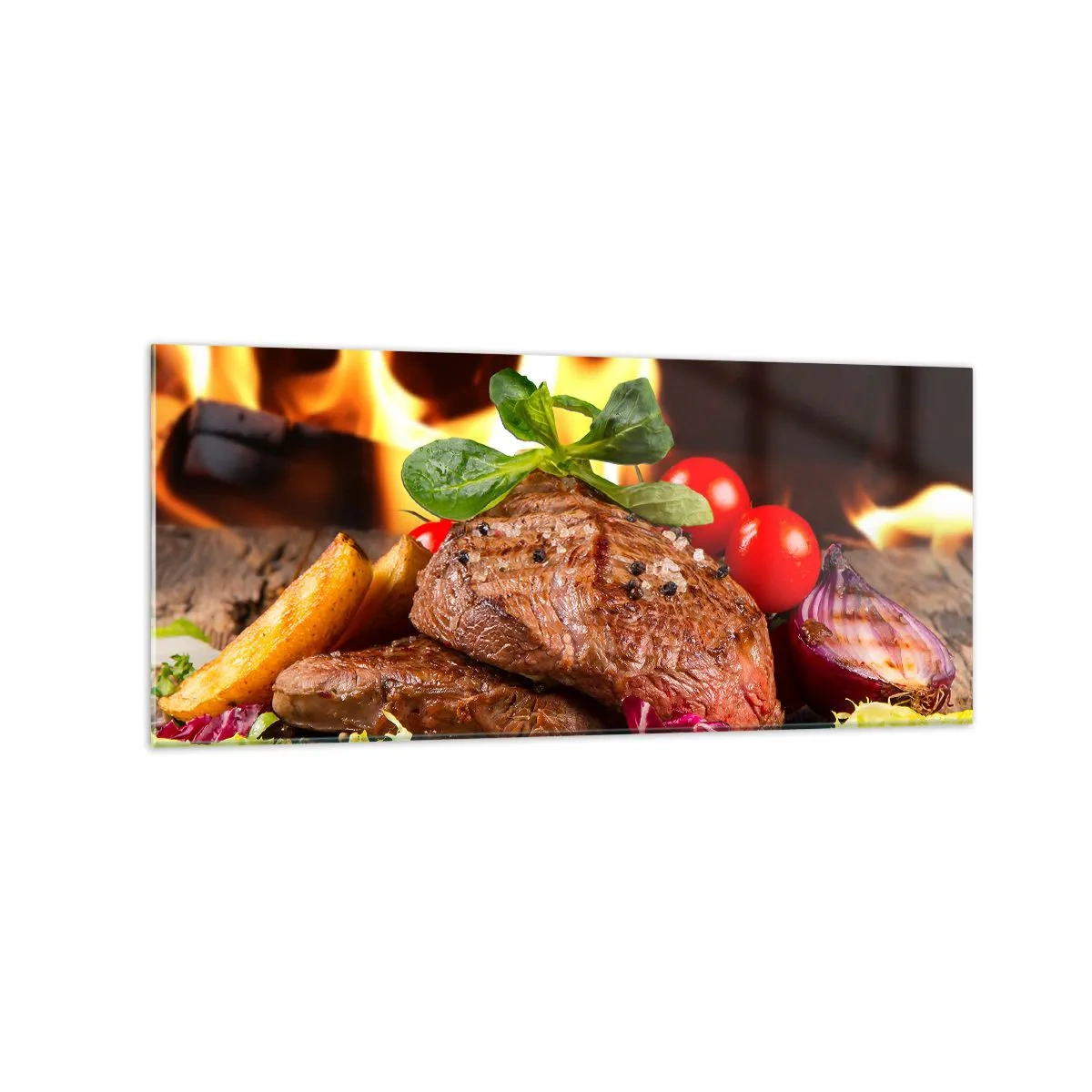 Cuadro sobre vidrio - Impresiones sobre Vidrio - Filete a la parrilla con acompañamientos con el telón de fondo de las llamas. - 120x50cm - Embrujo de fuego - Decoración de pared moderna para salón y dormitorio ARTTOR