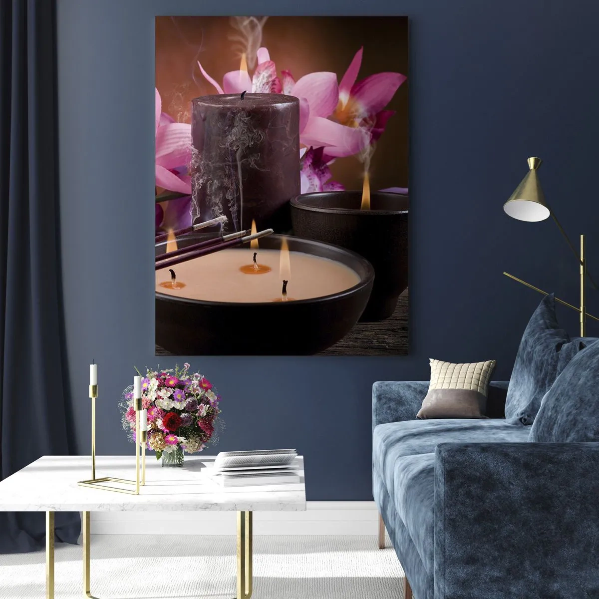 Cuadro sobre vidrio - Impresiones sobre Vidrio - Figura de Buda con velas encendidas y varillas de incienso. - 70x100cm - Despejar la mente, calmar el cuerpo - Decoración de pared moderna para salón y dormitorio ARTTOR