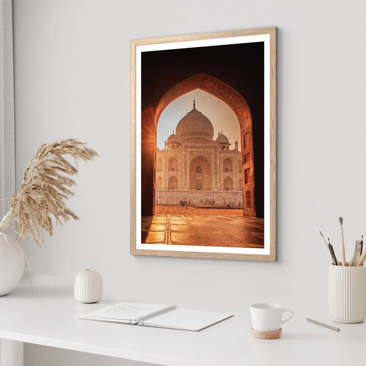 Póster en marco roble claro - Un monumento al amor sobrenatural - 61x91 cm