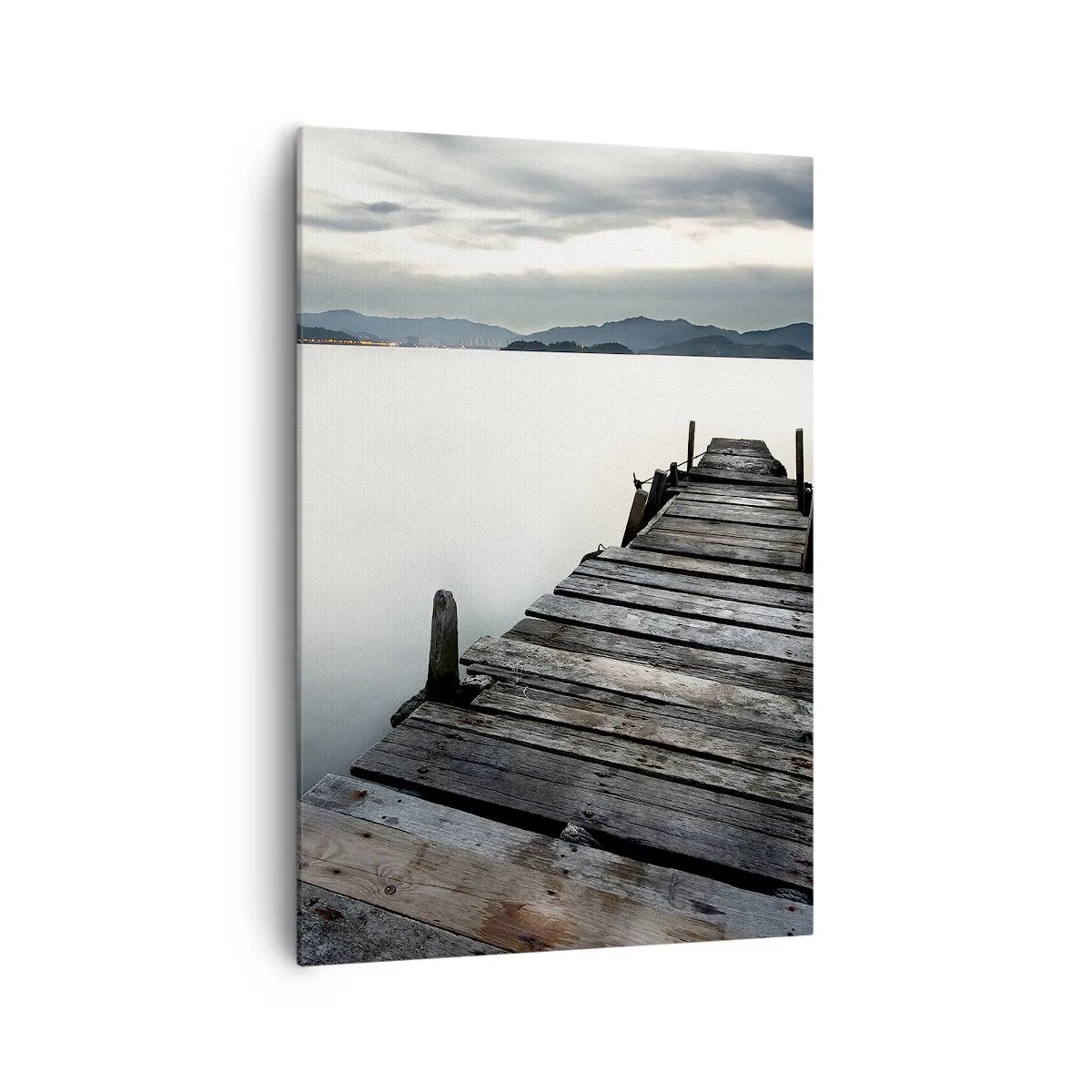Cuadro sobre lienzo - Impresión de Imagen - Un puente de madera que conduce hacia un lago tranquilo. - 70x100cm - Sumérjase en la paz - Decoración de pared moderna para salón y dormitorio ARTTOR