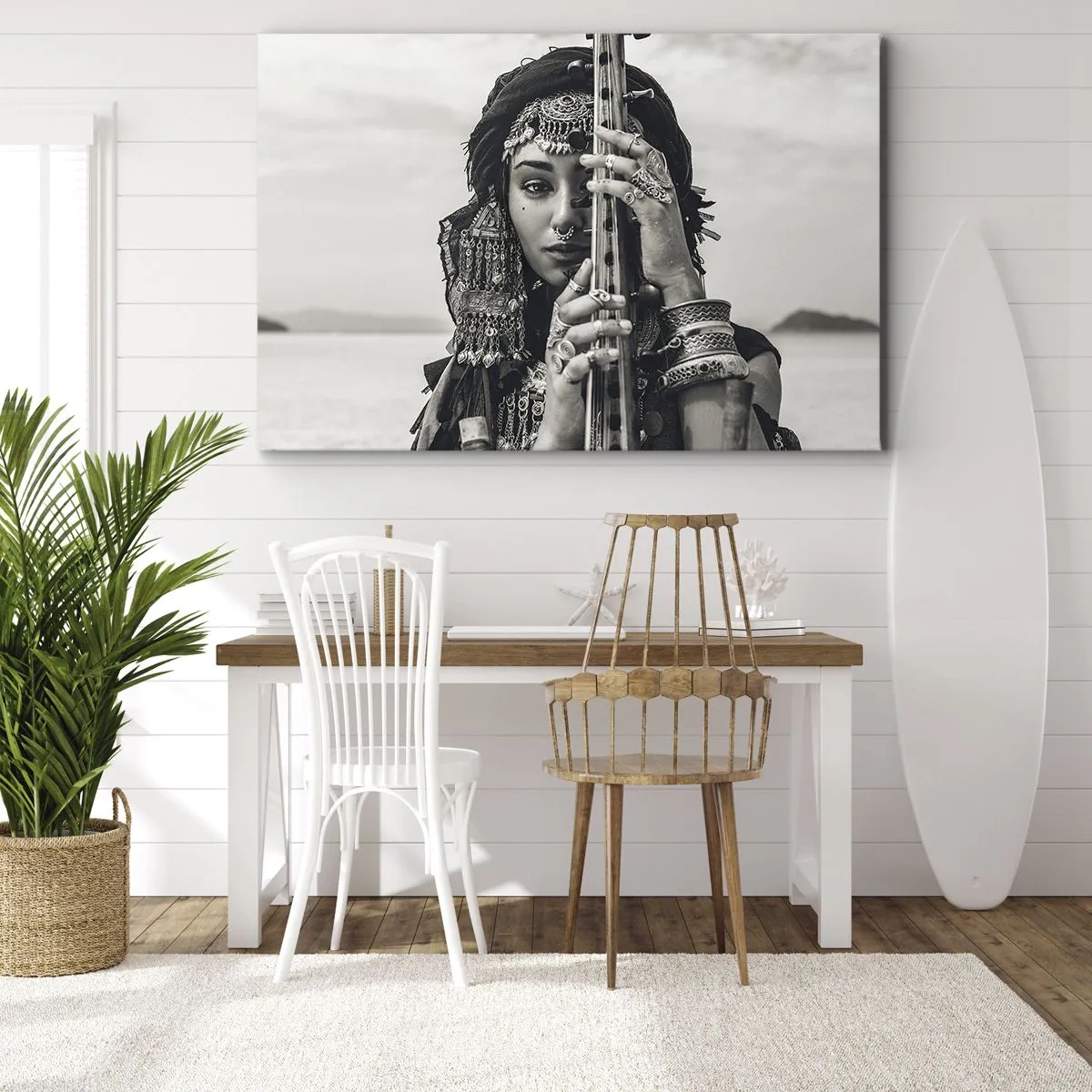 Cuadro sobre lienzo - Impresión de Imagen - Retrato de una mujer con joyas étnicas sosteniendo un instrumento en la mano. - 70x50cm - La música propia de Oriente - Decoración de pared moderna para salón y dormitorio ARTTOR