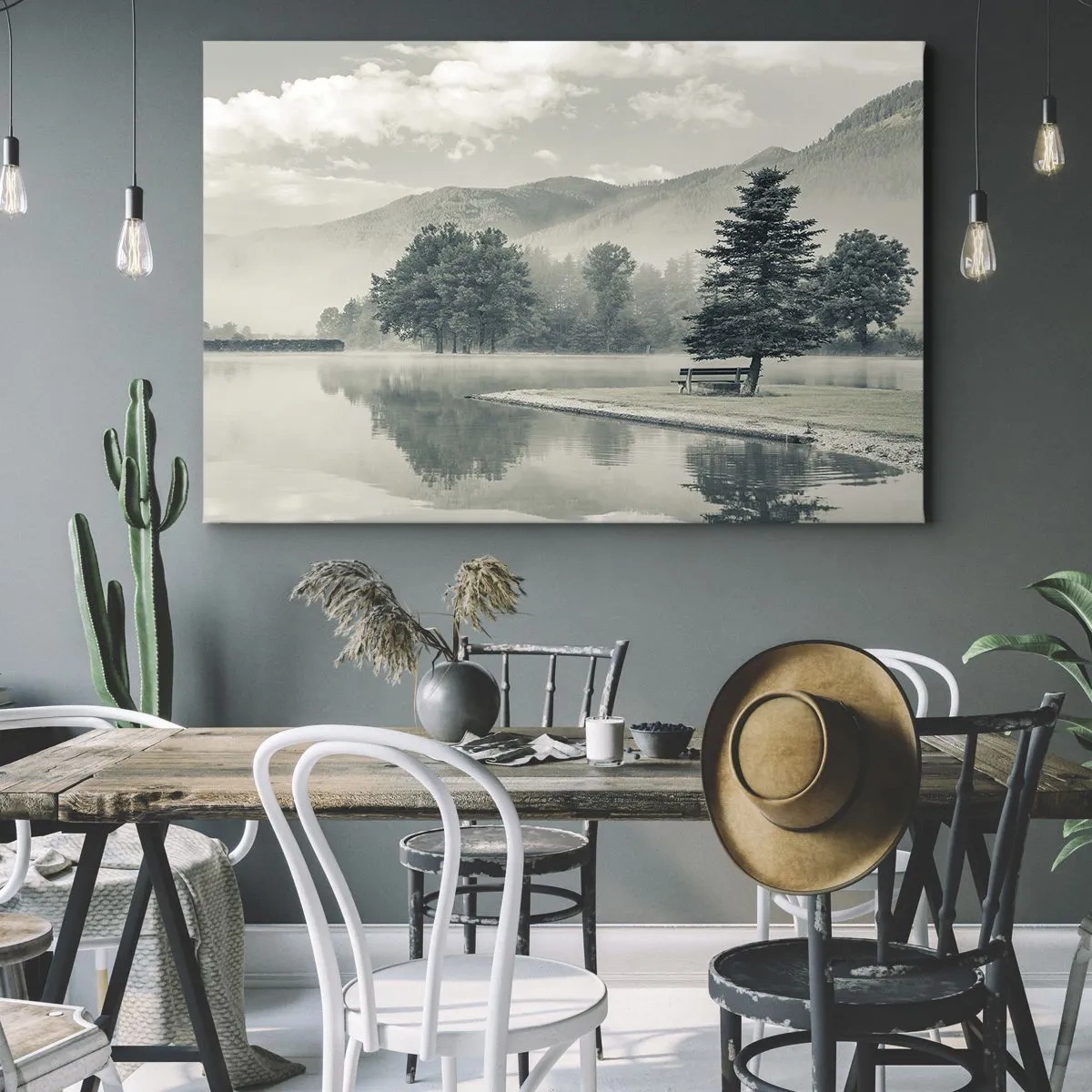 Cuadro sobre lienzo - Impresión de Imagen - Un pintoresco lago con un banco y niebla al fondo. - 100x70cm - El lago sigue durmiendo - Decoración de pared moderna para salón y dormitorio ARTTOR