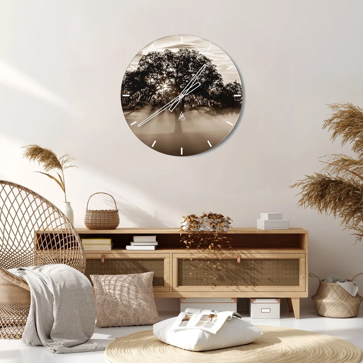 Reloj de pared - Reloj de vidrio - Árbol en una escena de niebla al amanecer en sepia - 30x30cm - Un árbol de buenas noticias  - Decoración de pared moderna para salón, cocina y dormitorio ARTTOR