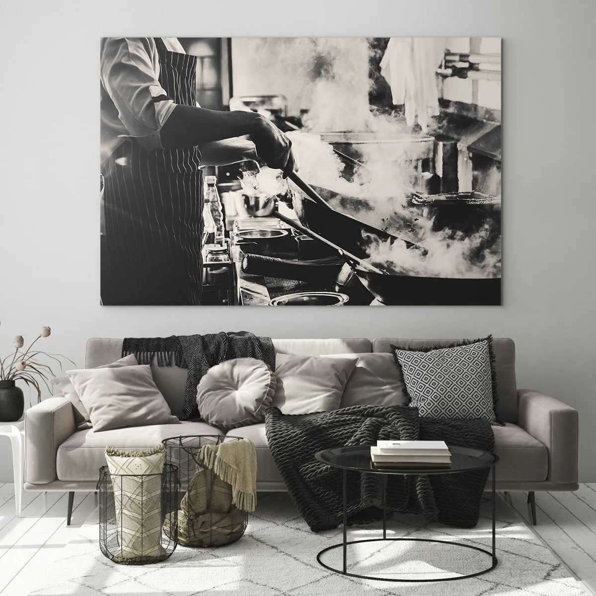 Cuadro sobre vidrio - Impresiones sobre Vidrio - Un chef en acción con una sartén en una cocina llena de vapor. - 120x80cm - Alquimia de sabores - Decoración de pared moderna para salón y dormitorio ARTTOR