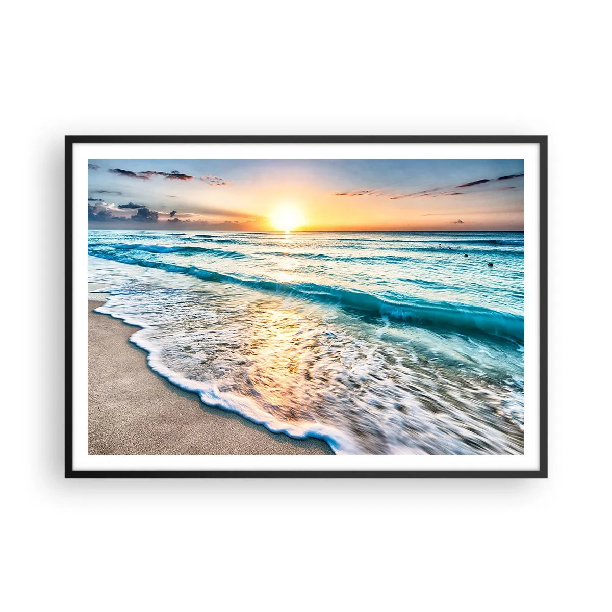 Póster en marco negro - Amanecer sobre una playa tranquila con olas. - 100x70cm - Un espectáculo digno de ver - Decoración de pared moderna para salón y dormitorio ARTTOR