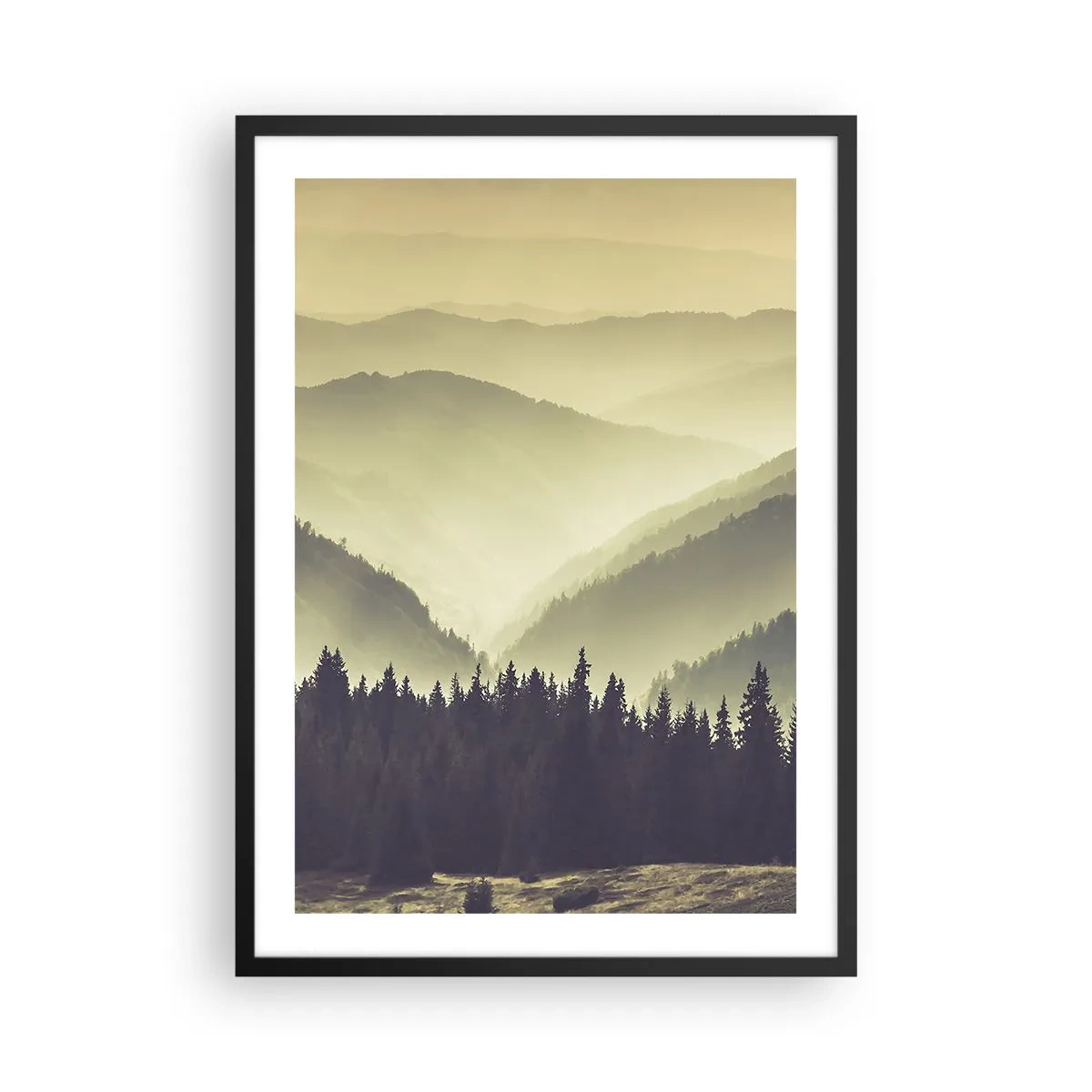 Póster en marco negro - Panorama brumoso de montañas con bosque - 50x70cm - Más allá de las siete montañas... - Decoración de pared moderna para salón y dormitorio ARTTOR