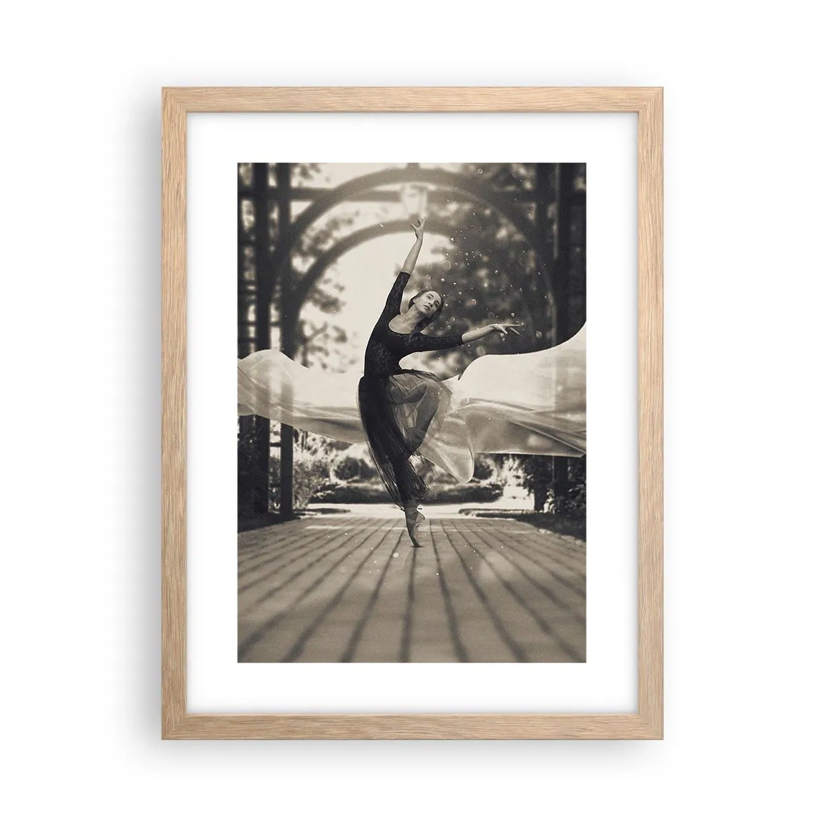 Póster en marco roble claro - Danza del espíritu del jardín - 30x40 cm