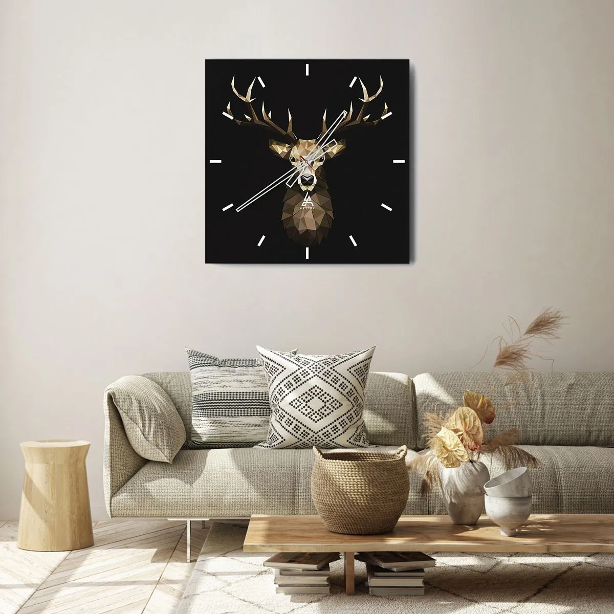 Reloj de pared - Reloj de vidrio - Ciervo poligonal geométrico sobre fondo negro - 30x30cm - Ciervo cubista - Decoración de pared moderna para salón y dormitorio ARTTOR