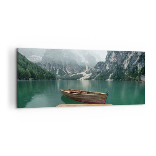 Cuadro sobre lienzo - Impresión de Imagen - Un barco de madera en un muelle en un lago rodeado de montañas. - 120x50cm - Paisaje inolvidable - Decoración de pared moderna para salón y dormitorio ARTTOR