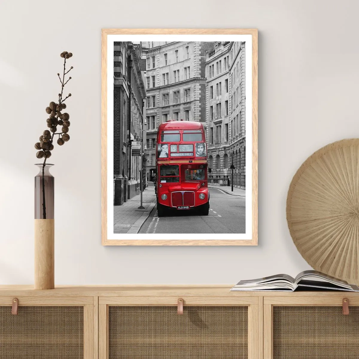 Póster en marco roble claro - La vida cotidiana no tiene por qué ser gris - 70x100 cm